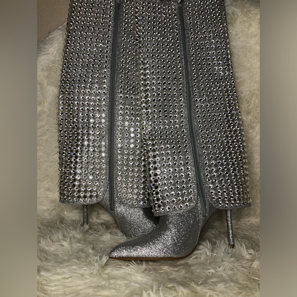 Gianni Bini Silver Crystal Heeled Boots NWT SIZE 8 - Picture 12 of 16